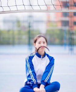 网球少女性感校服美女诱惑写真